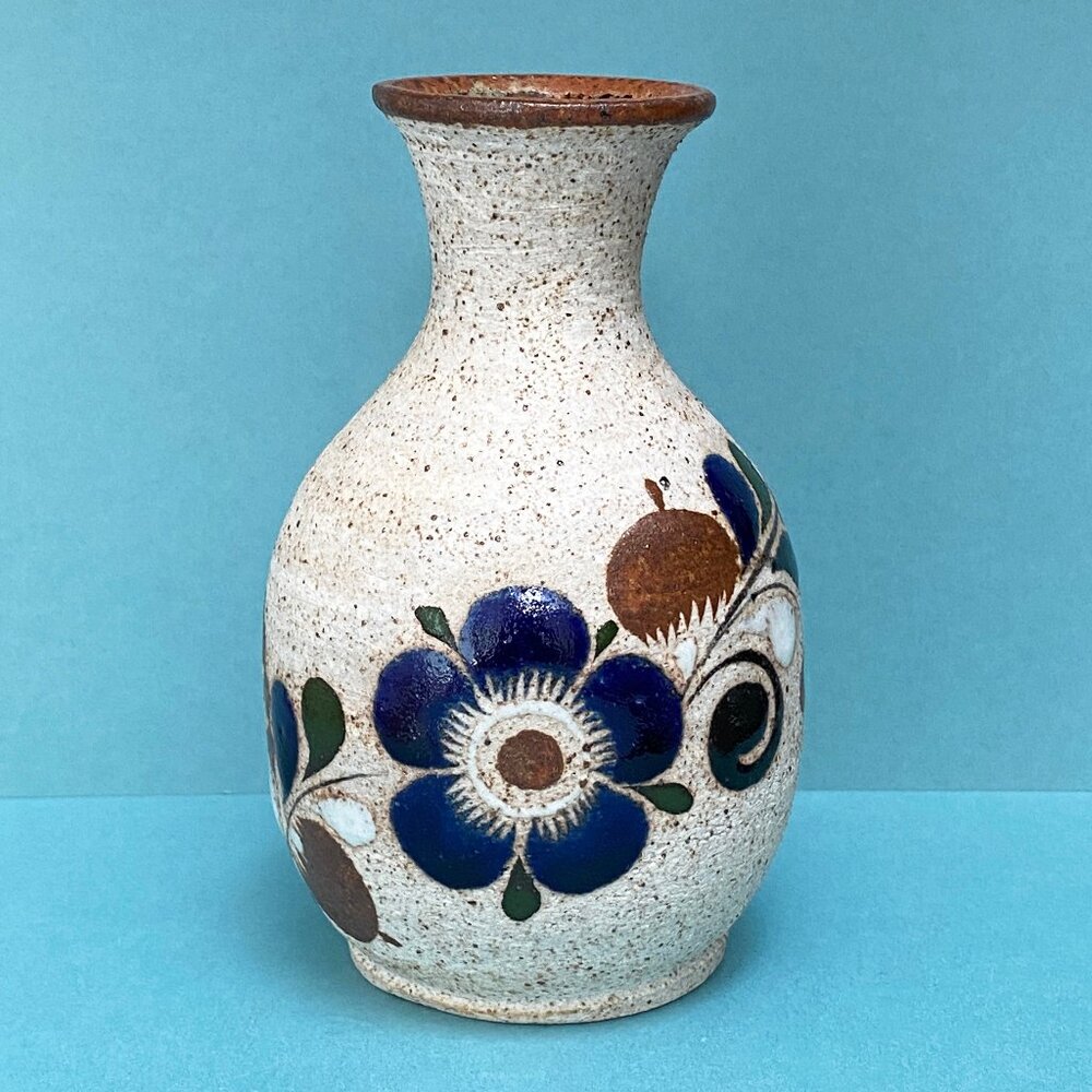 Sweet Little Vintage Mexican Tonala Pottery Vase with Cobalt Blue Flower